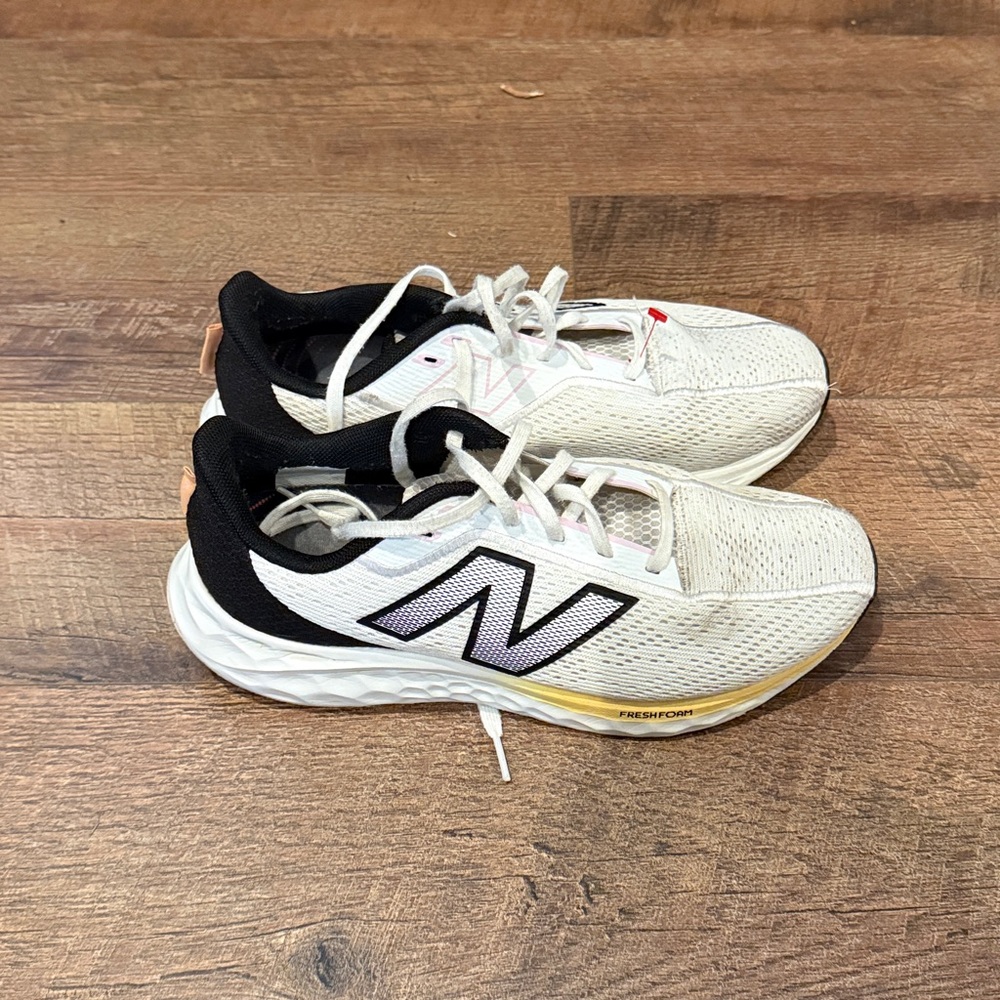 WOMENS NEW BALANCE FRESH FOAM 10 - Picture 3 of 6